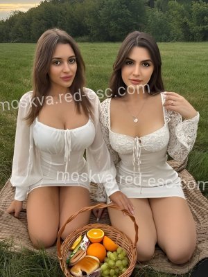 Малышки — Энгельс